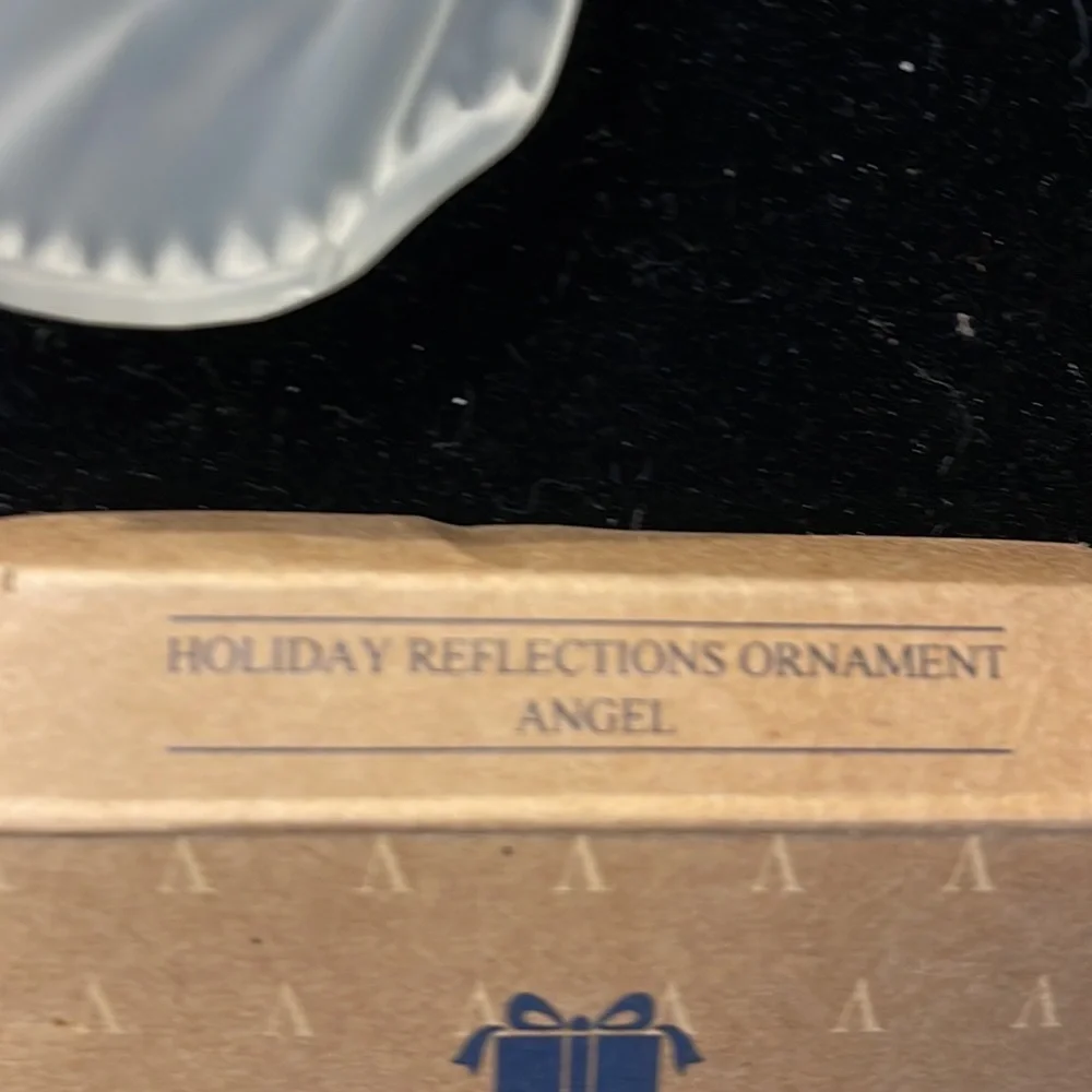 Avon (Vtg) Holiday Reflections Ornament Angel